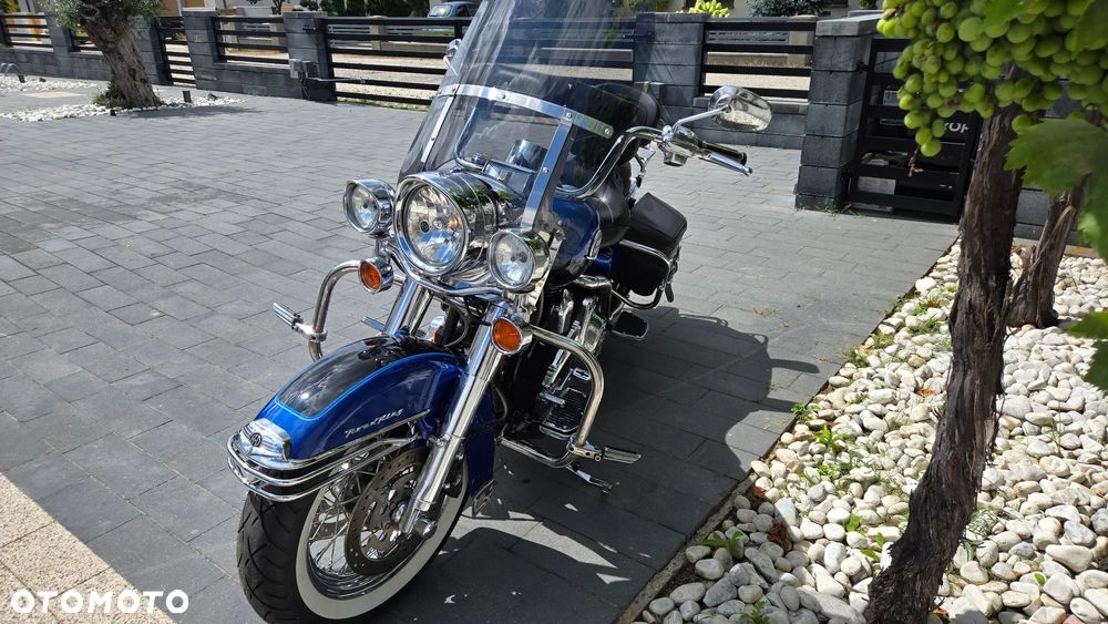 Harley-Davidson Touring Road King - 22