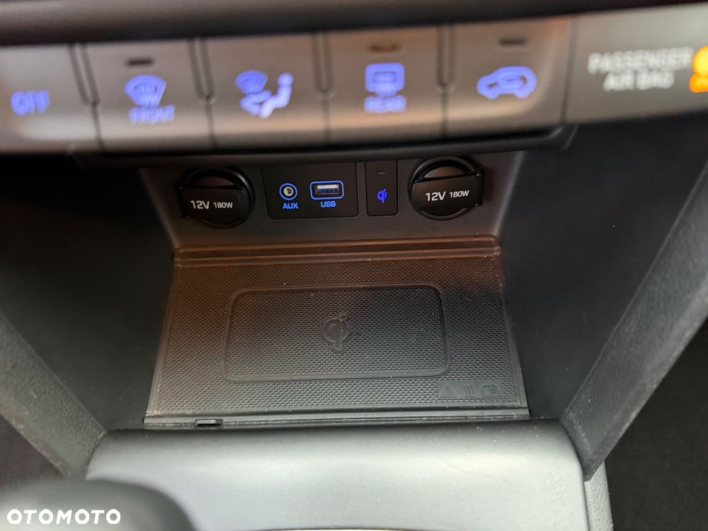 Hyundai Kona - 15
