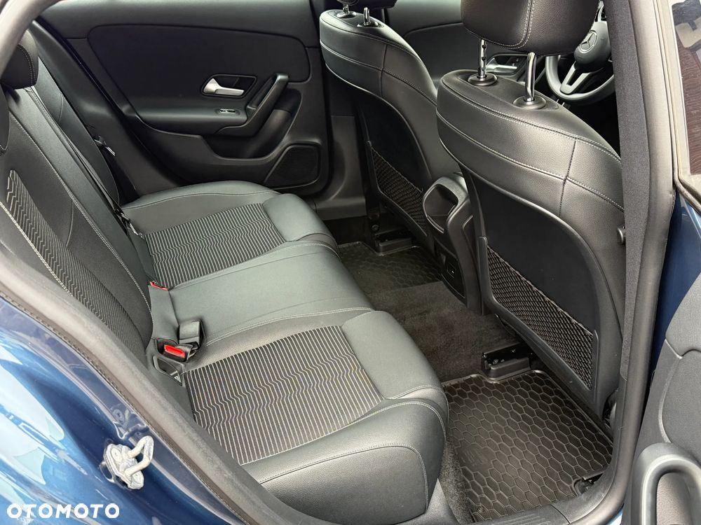 Mercedes-Benz CLA 250 e 8G-DCT Special Edition - 36