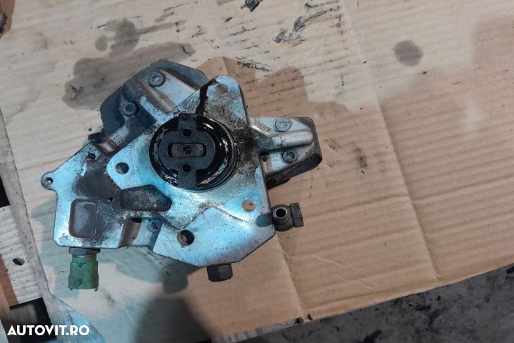 Pompa inalta presiune 0445010111 / 31303475 0445010111 / 31303475 Vol - 2