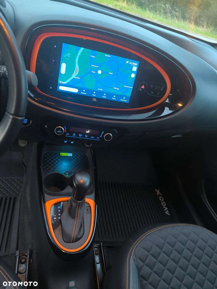 Toyota Aygo X S-CVT Air JBL - 17