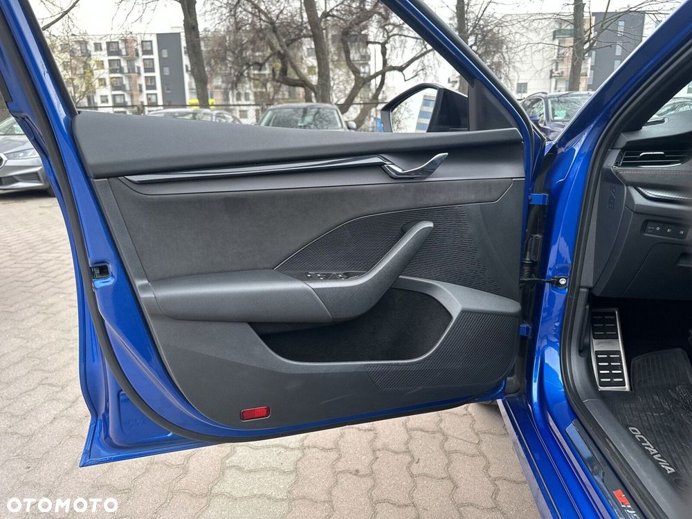 Skoda Octavia 2.0 TDI RS DSG - 12