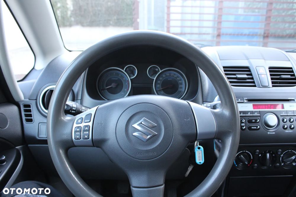 Suzuki SX4 1.6 VVT 4x4 Comfort - 20