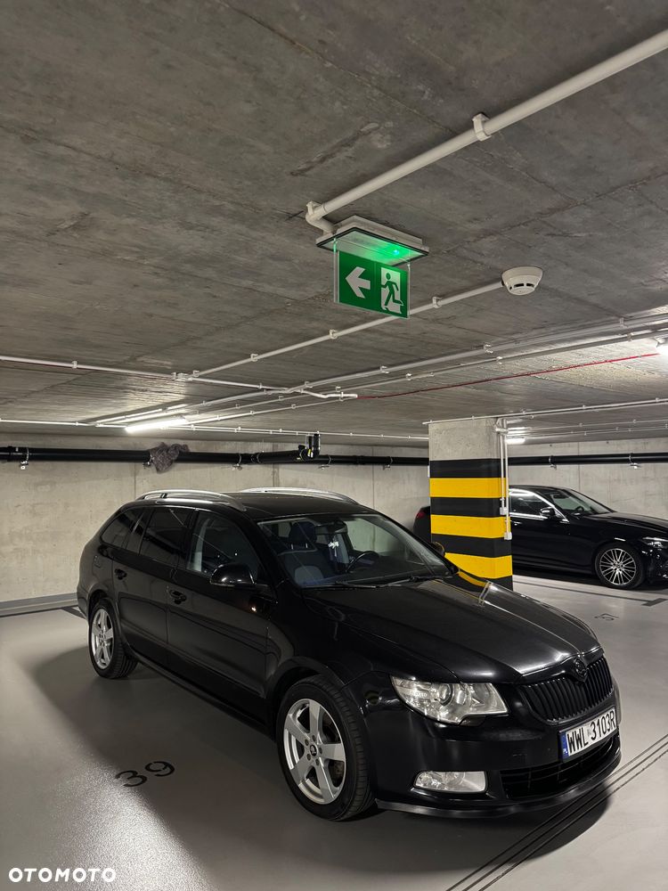 Skoda Superb 2.0 TDI Ambition DSG - 3