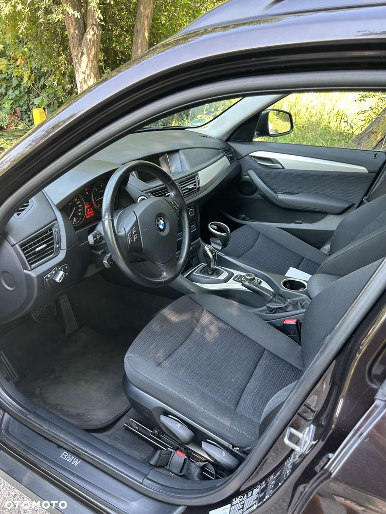 BMW X1 xDrive18d - 8