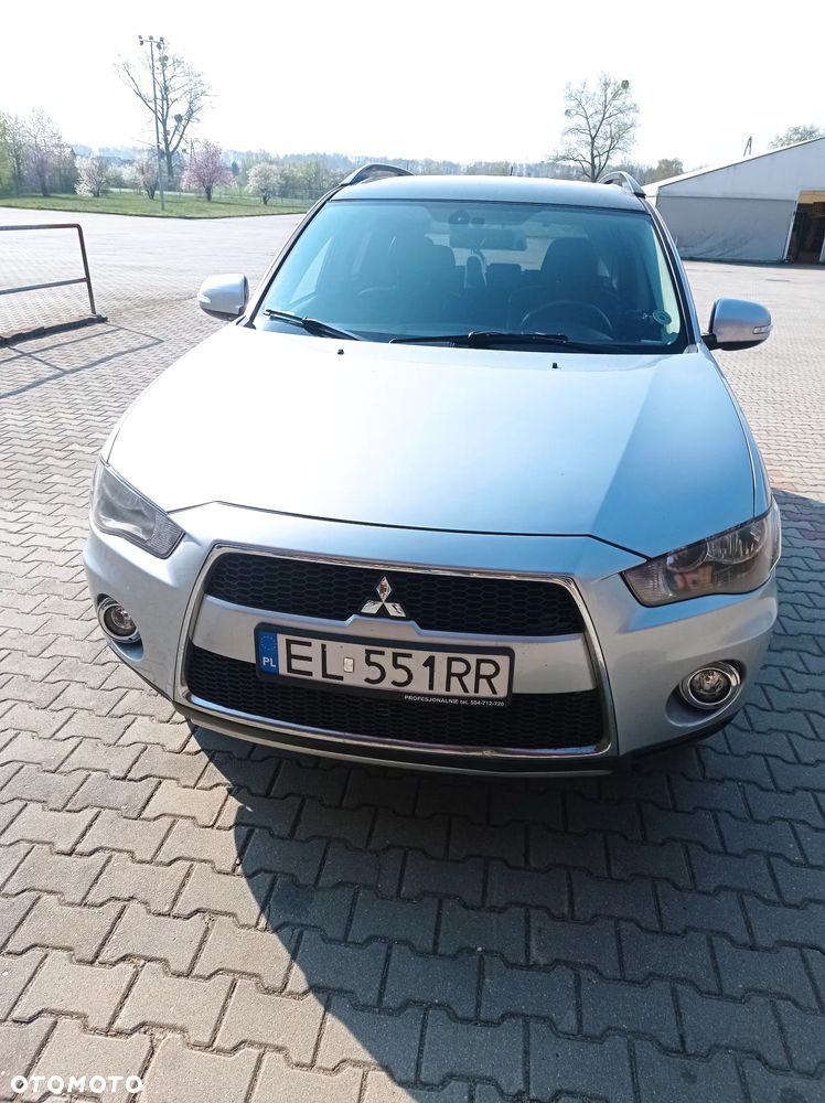 Mitsubishi Outlander 2.0 Intense NAVI 2WD EU5 - 3