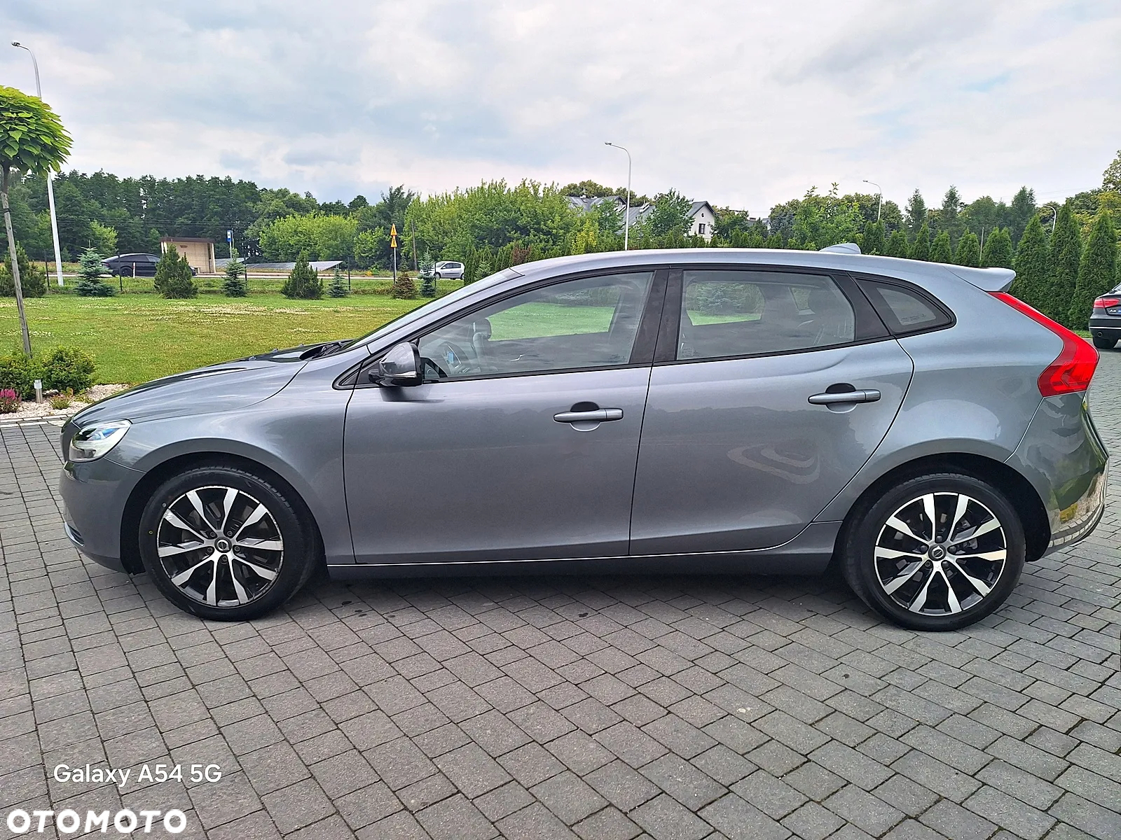 Volvo V40 T3 Drive-E Dynamic Edition - 9