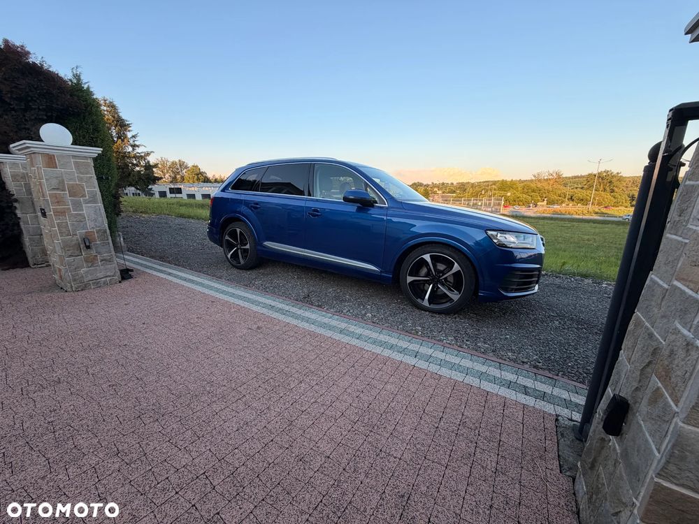 Audi Q7 - 11