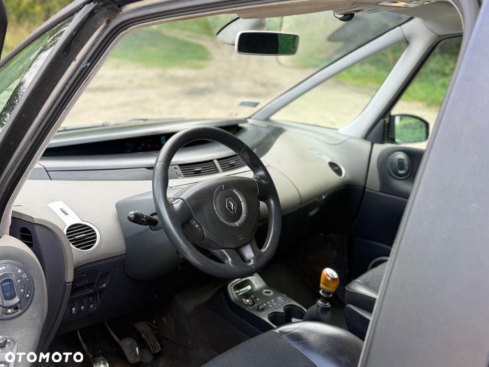 Renault Espace 2.0 Privilege - 8