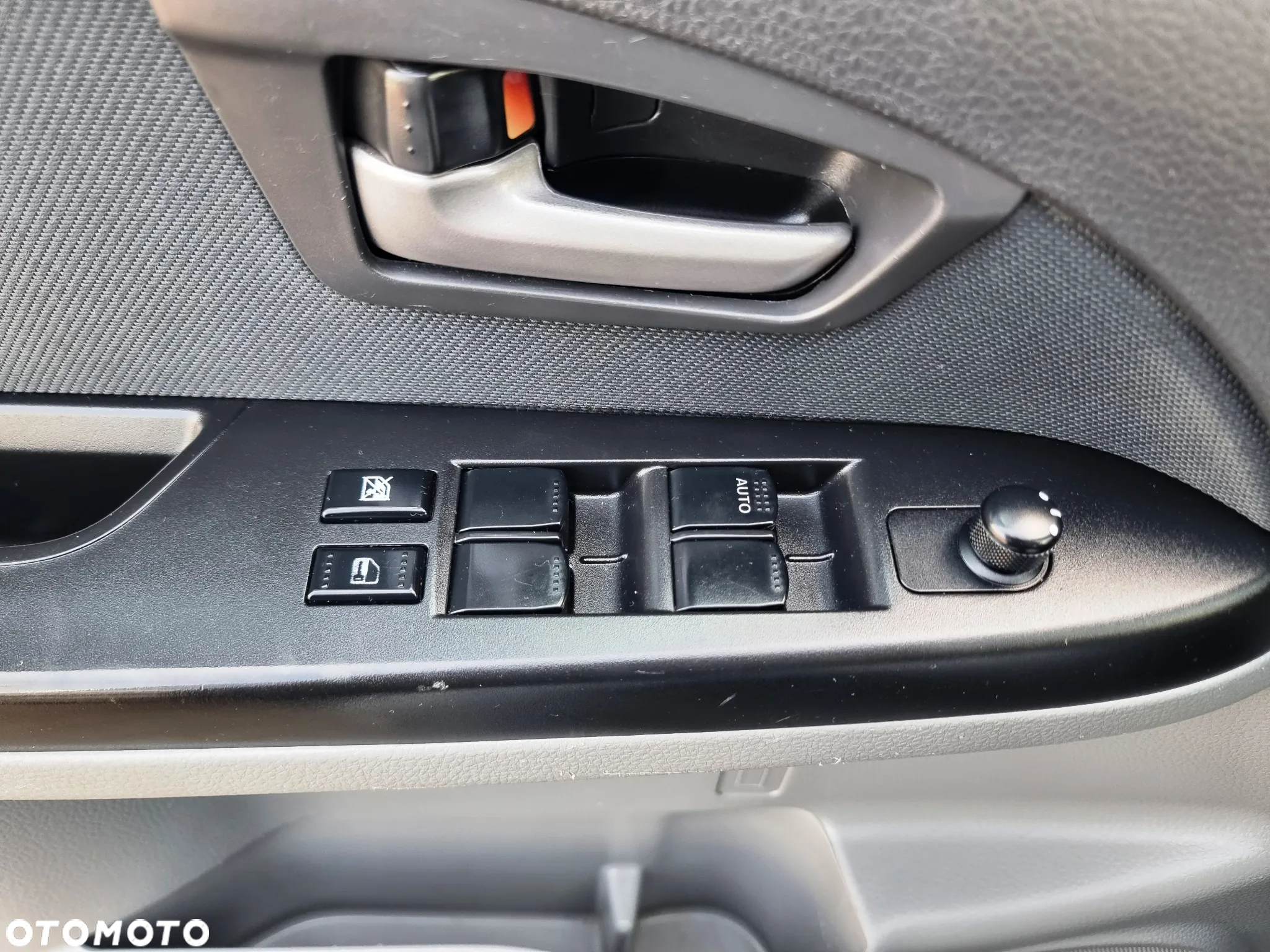 Suzuki SX4 1.9 DDiS 4WD GS / Premium - 10