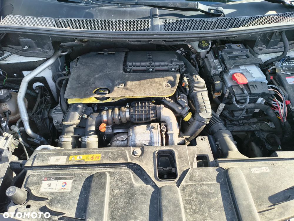 Peugeot 3008 BlueHDi 120 Stop & Start EAT6 Allure - 26