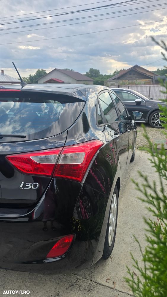 Hyundai i30 1.4 Classic - 9