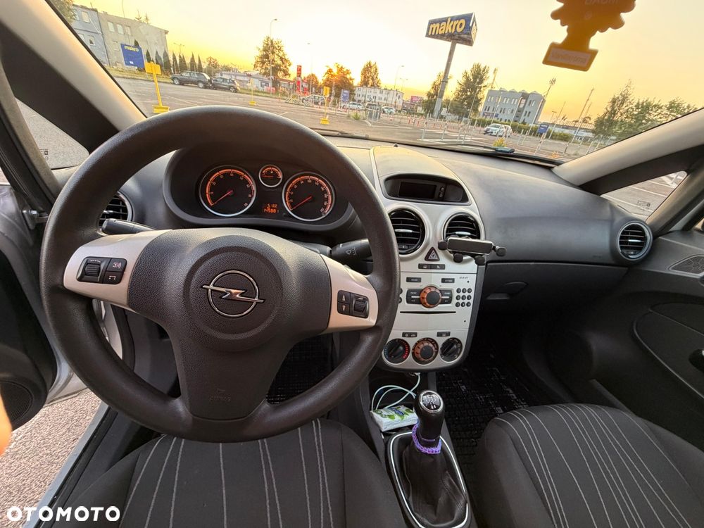 Opel Corsa - 6