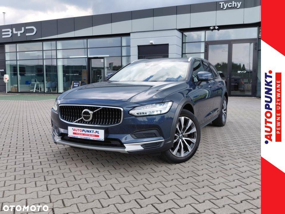 Volvo V90 Cross Country - 1