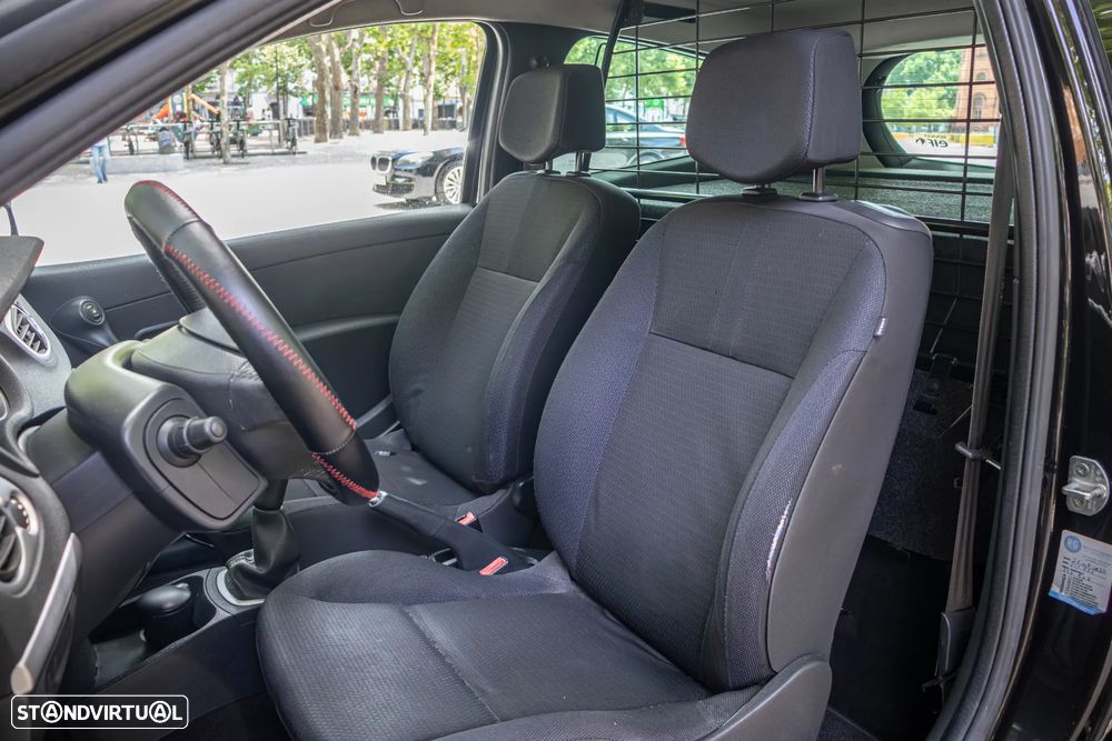 Renault Clio 1.5 dCi Dynamique - 8
