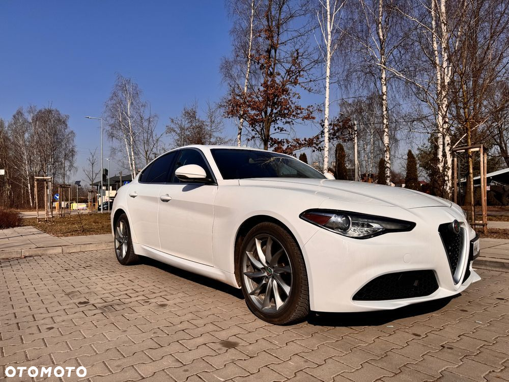 Alfa Romeo Giulia - 4