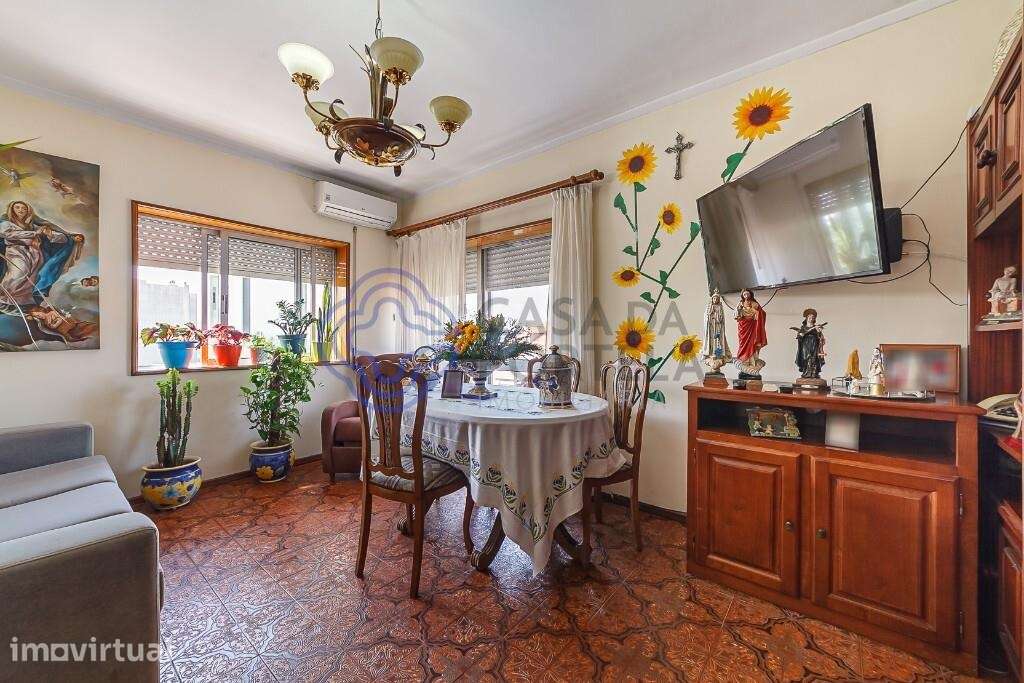Moradia em Gondomar com excelente localização e exposição Solar - Grande imagem: 3/48