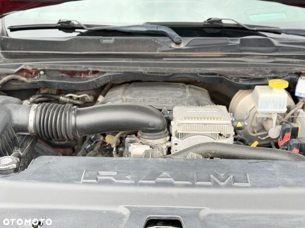 Dodge RAM - 12