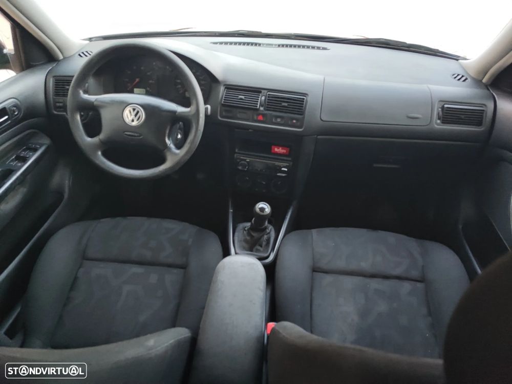 VW Golf 1.4i Confortline JE - 17