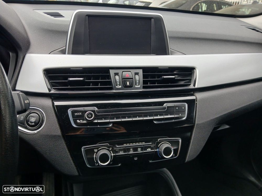 BMW X1 16 d sDrive - 19