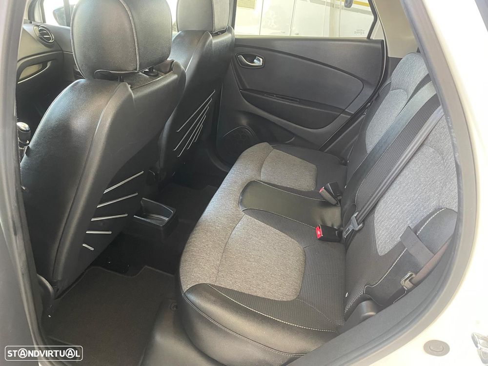 Renault Captur 1.3 TCe Exclusive - 20