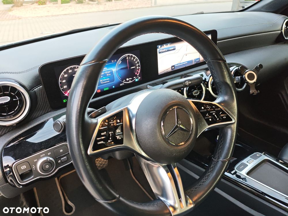 Mercedes-Benz CLA - 19