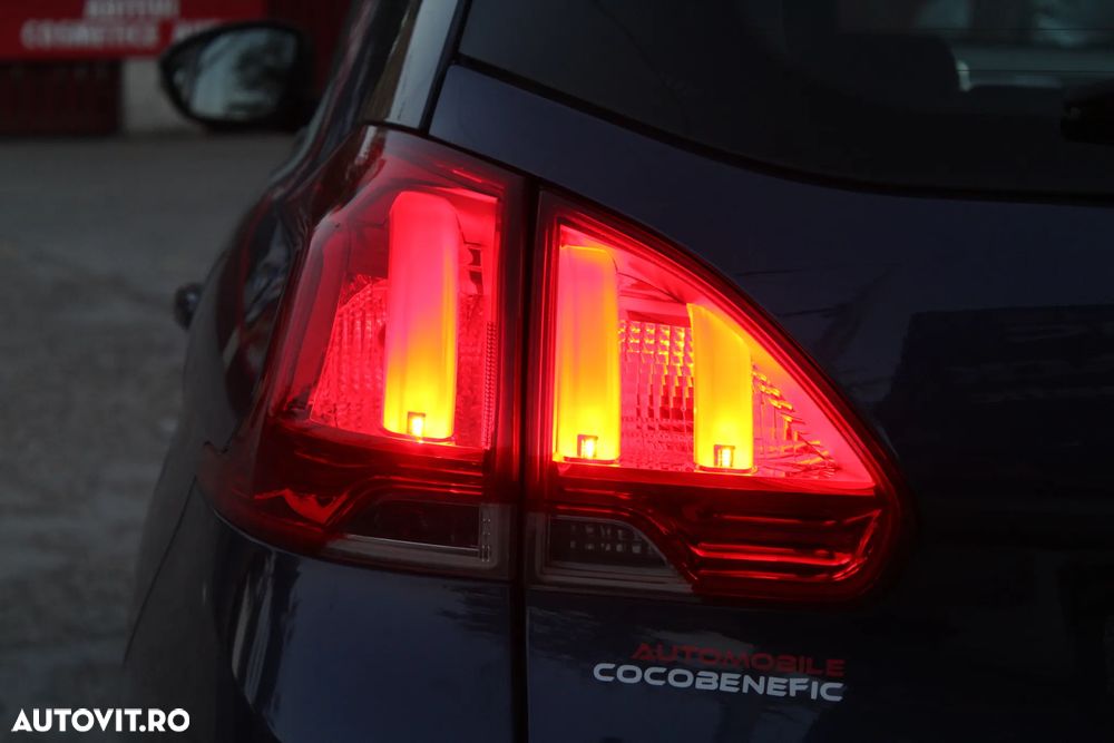 Peugeot 2008 1.6 e-HDi FAP STT Active - 20