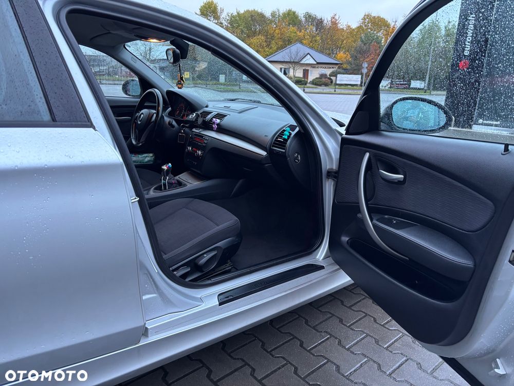 BMW Seria 1 118d - 3