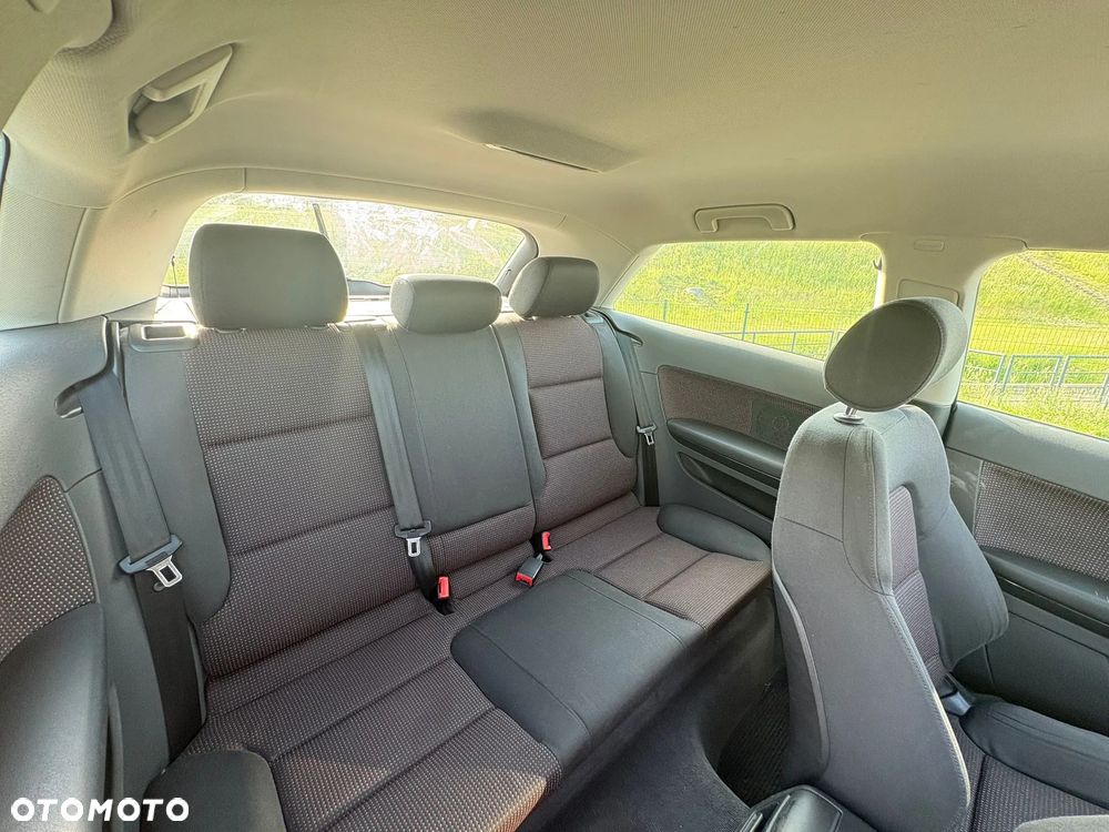 Audi A3 3-drzwiowe 1.6 Ambition - 13