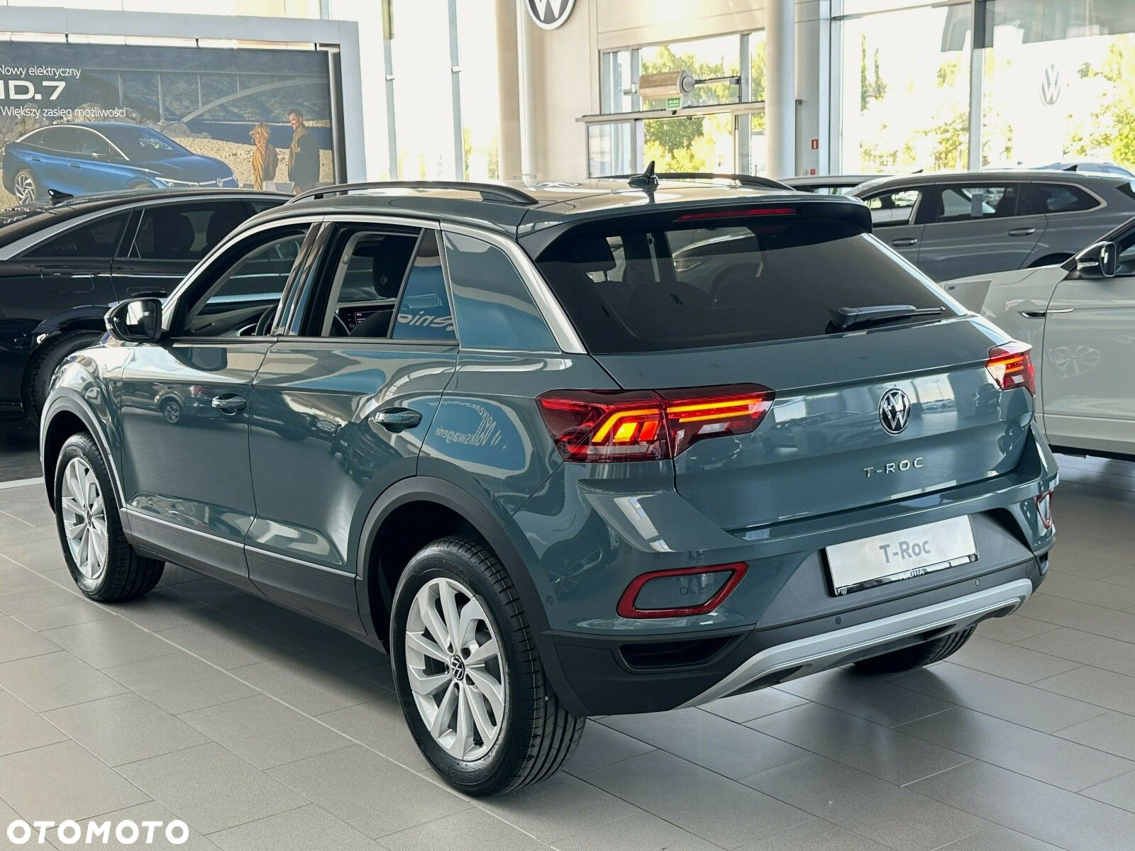 Volkswagen T-Roc - 7