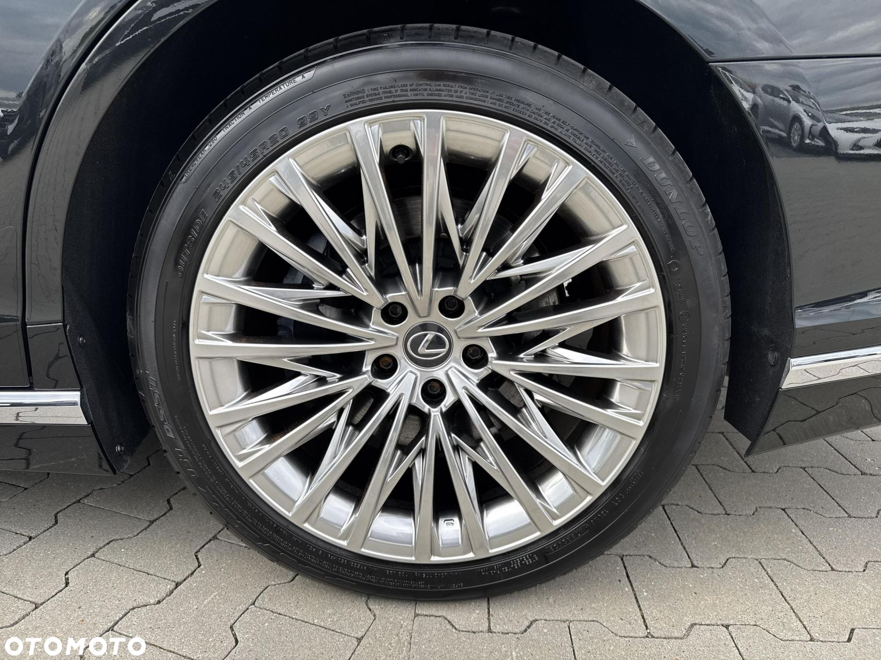 Lexus LS - 19