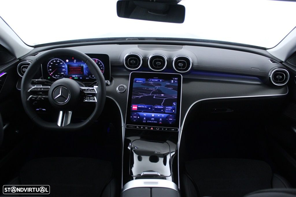Mercedes-Benz C 300 de AMG Line - 18