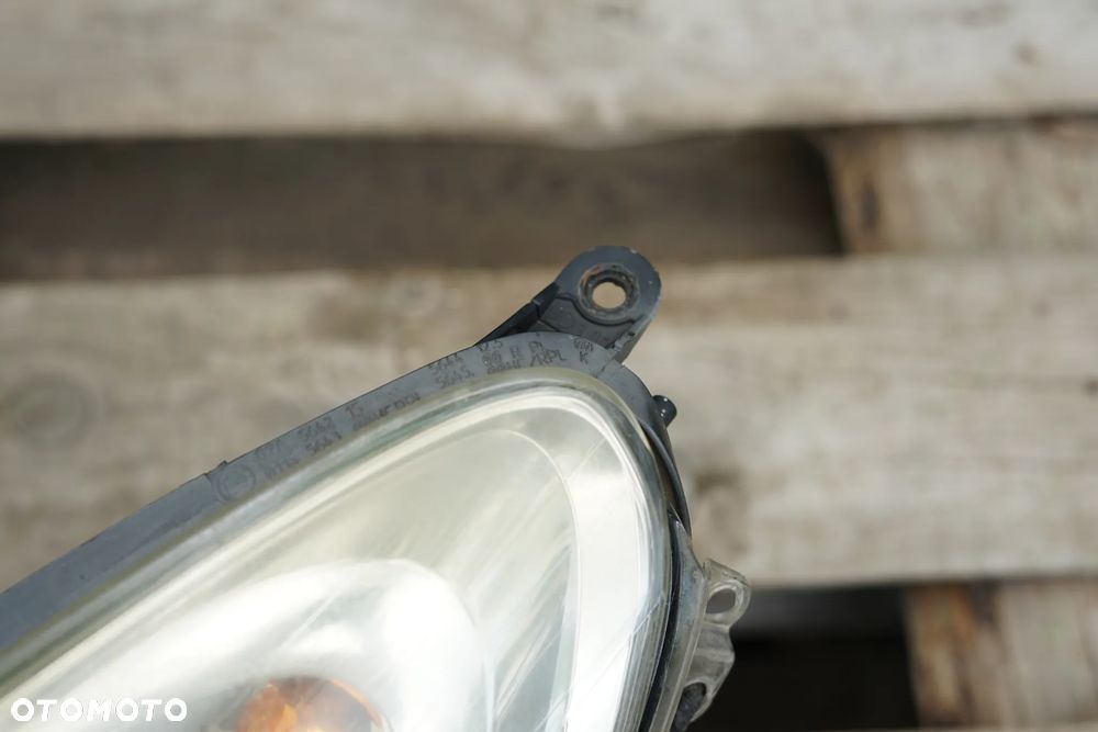 Lampa przód przednia lewa Opel Corsa D 13186383 Anglik - 4