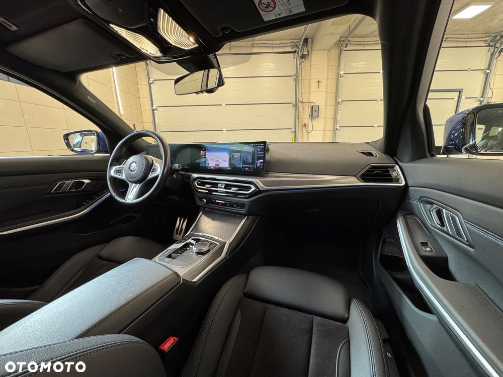 BMW Seria 3 320d xDrive M Sport sport - 37
