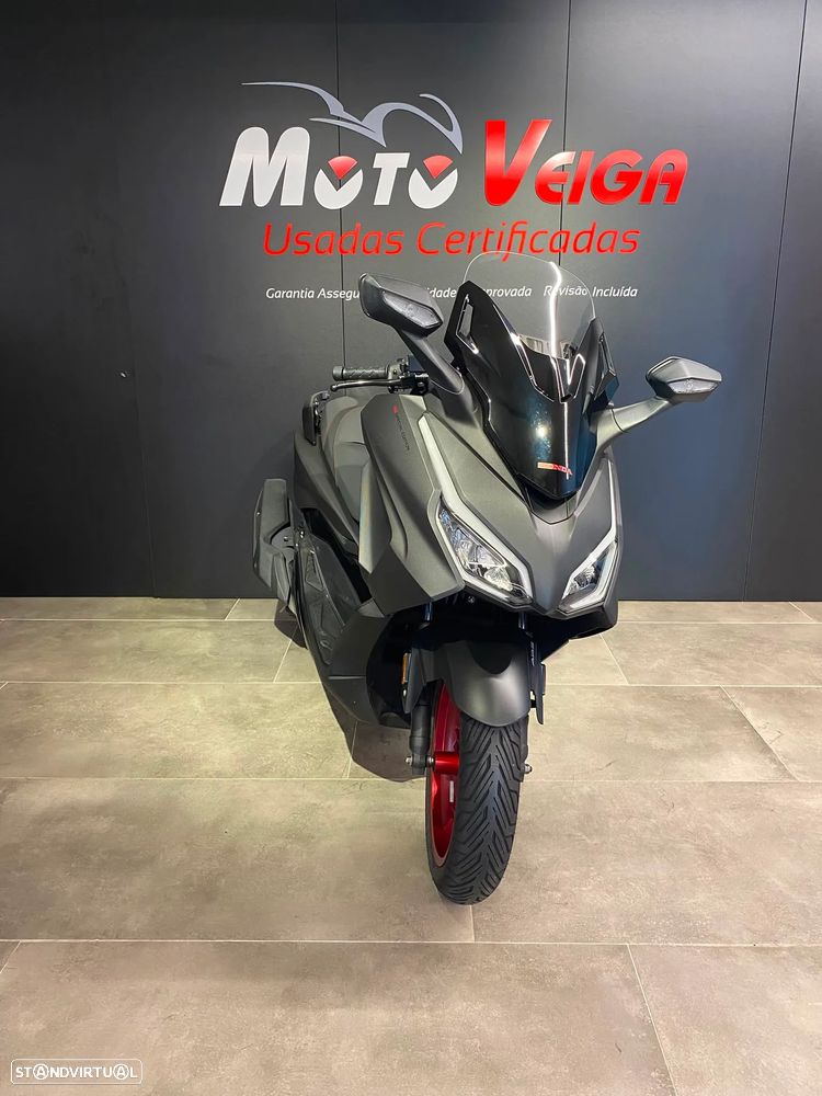 Honda Forza 125 Special Edition - 4
