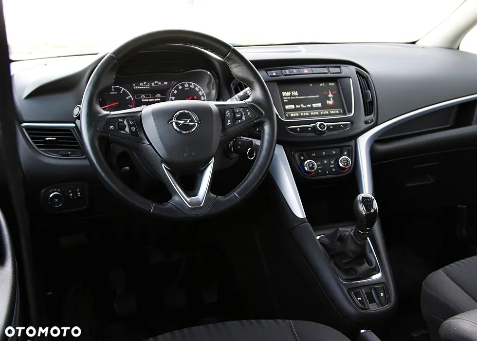 Opel Zafira 1.6 T Elite - 21