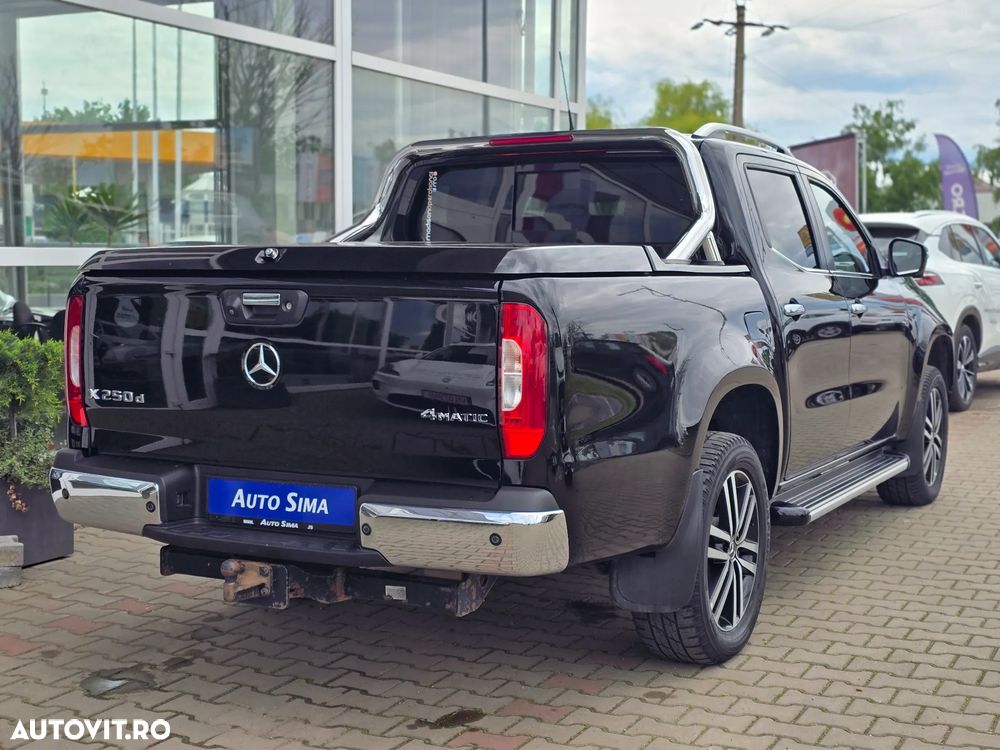 Mercedes-Benz X - 8