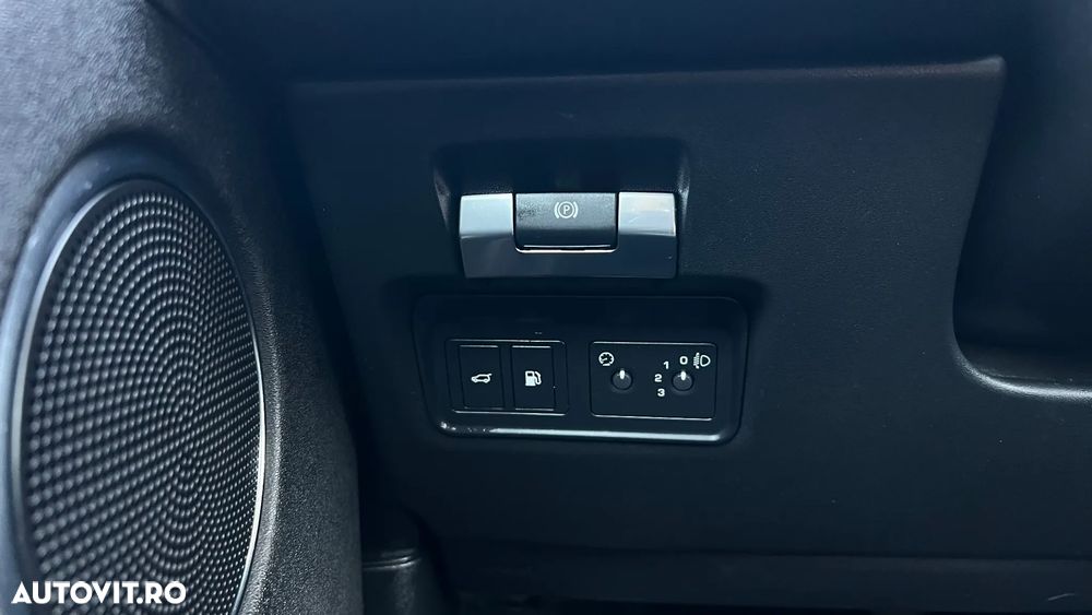 Land Rover Discovery Sport 1.5 P300e PHEV Dynamic S - 19
