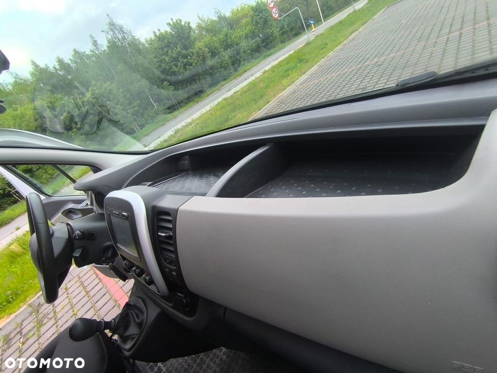 Renault Trafic 1.6 dCi - 19