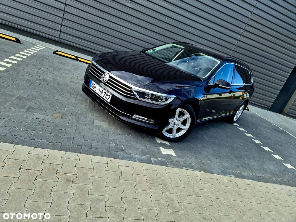 Volkswagen Passat Variant 2.0 TDI (BlueMotion Technology) Trendline - 16