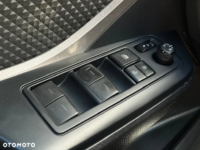 Toyota C-HR 1.8 Hybrid Premium - 37