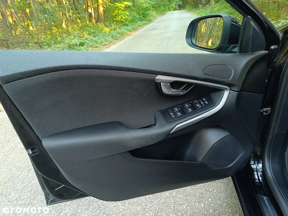 Volvo V40 D2 Drive-E Kinetic - 24