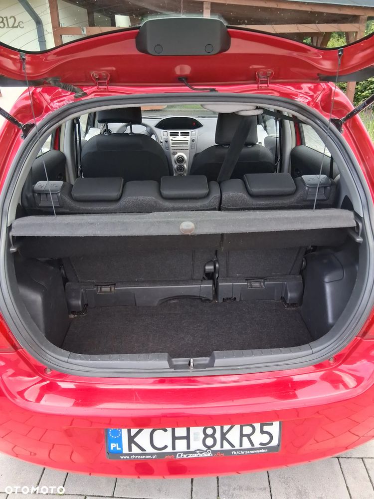 Toyota Yaris 1.0 Luna EU5 - 11