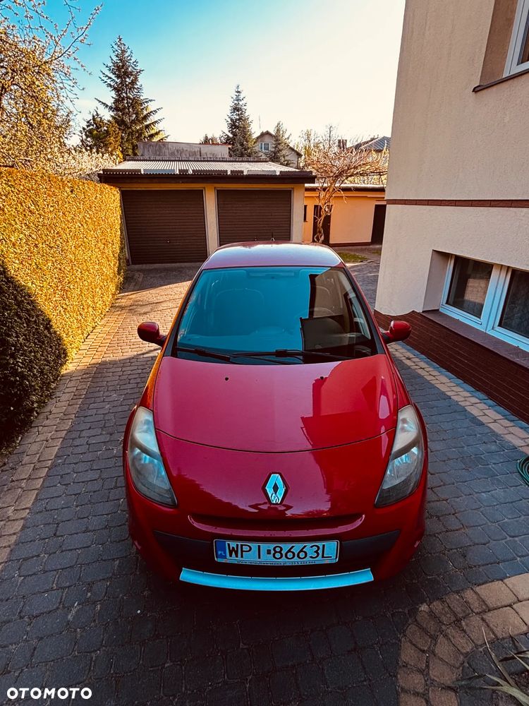 Renault Clio 1.2 16V Alize - 2