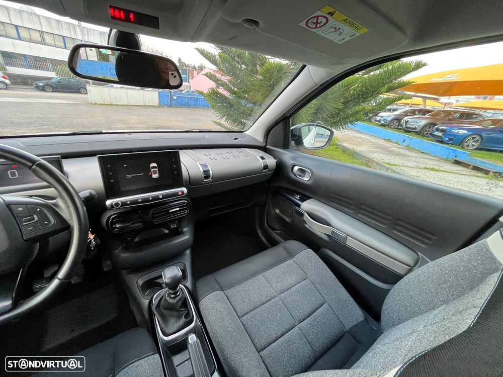 Citroën C4 Cactus 1.2 PureTech Shine Pack - 39