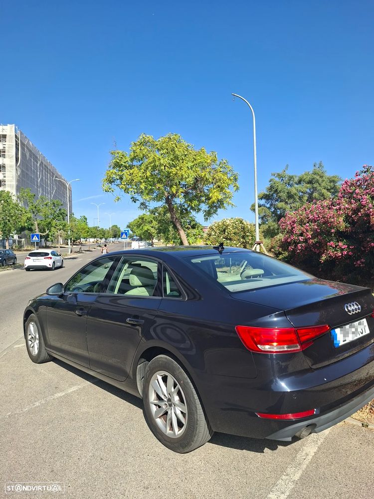 Audi A4 2.0 TDI multitronic Exclusive - 4