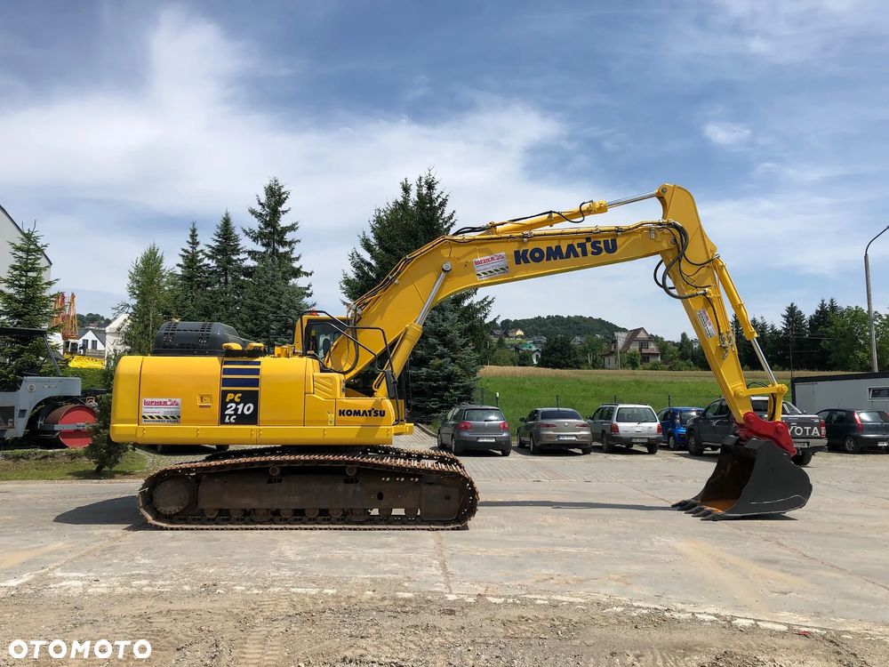 Komatsu PC210LC-11 - 5