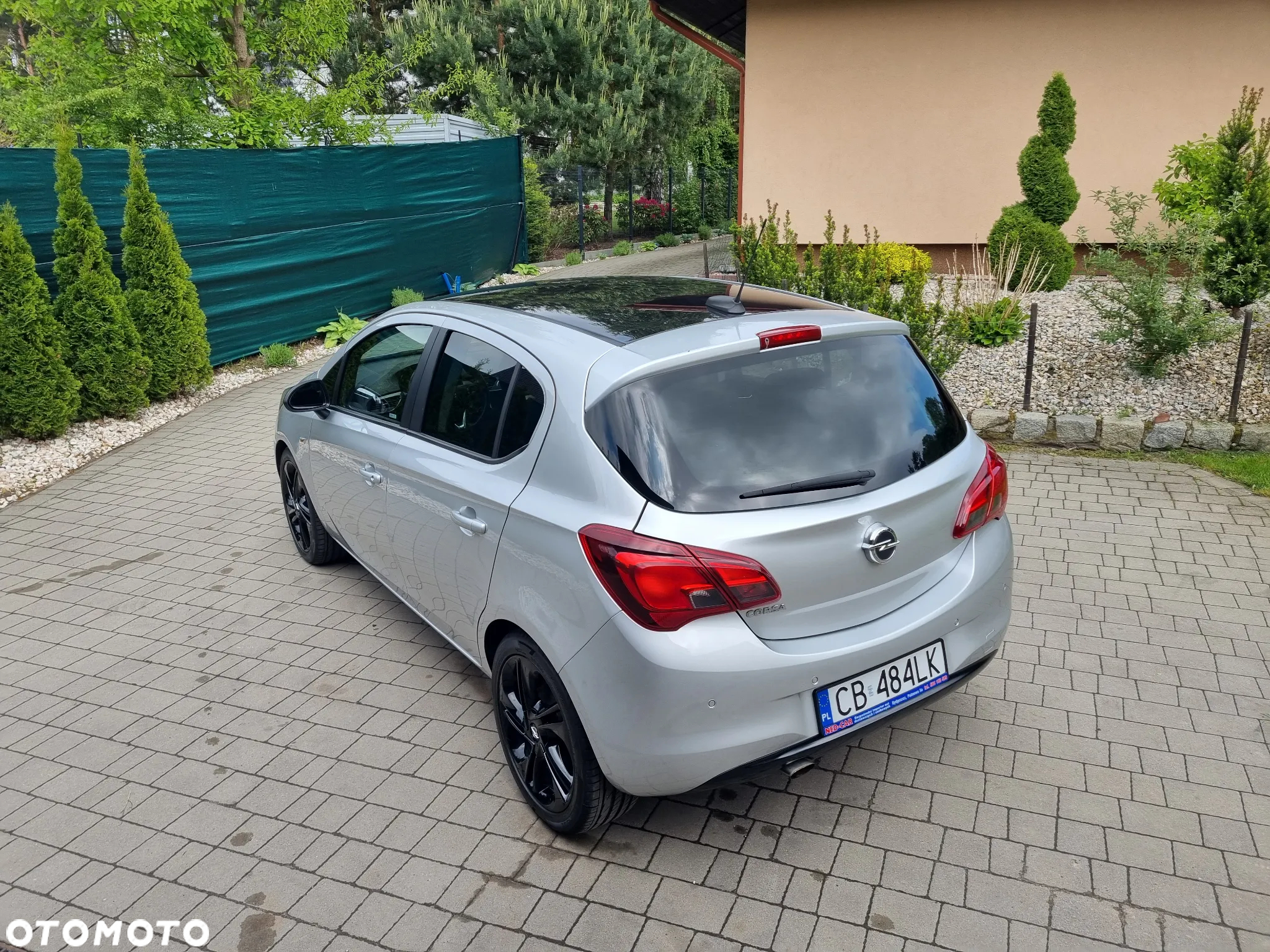 Opel Corsa 1.4 On - 12