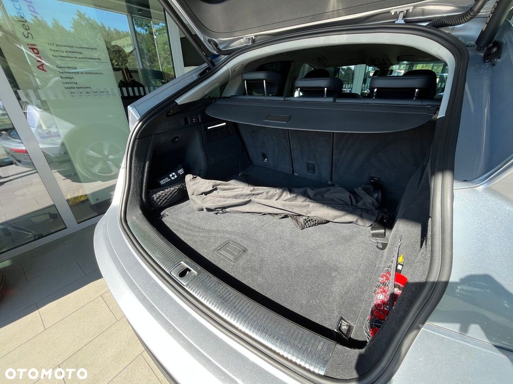 Audi Q5 Sportback - 16