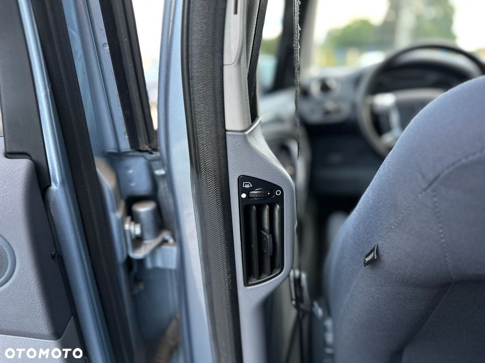 Ford S-Max - 22